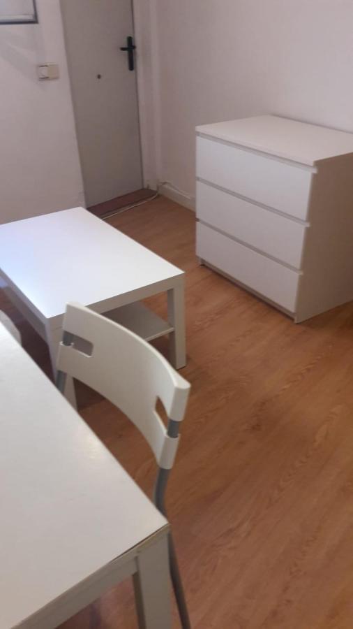 Apartamento 1 Dormitorio En Orquideas Cerca De Tetuan Madrid Exterior foto